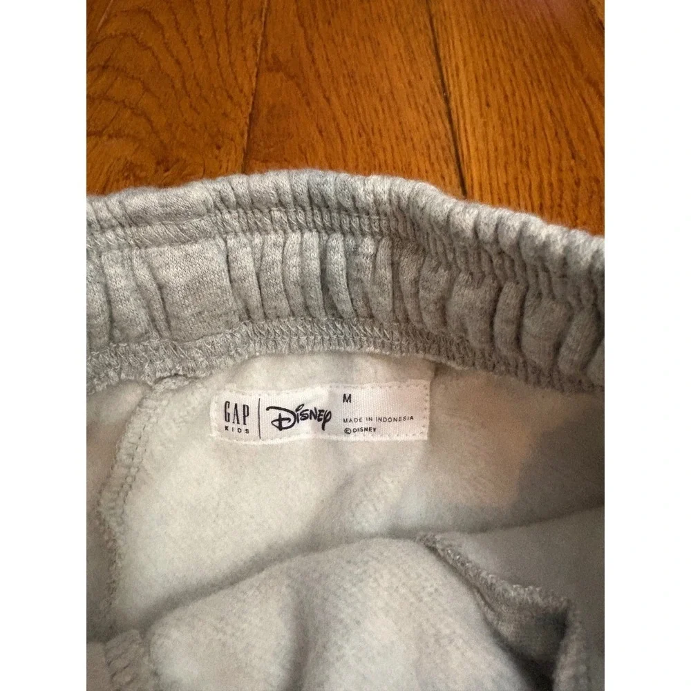 New GAP Kids Disney Mickey Mouse $40 Gray Sweatpants Full Length Size M (8)‎